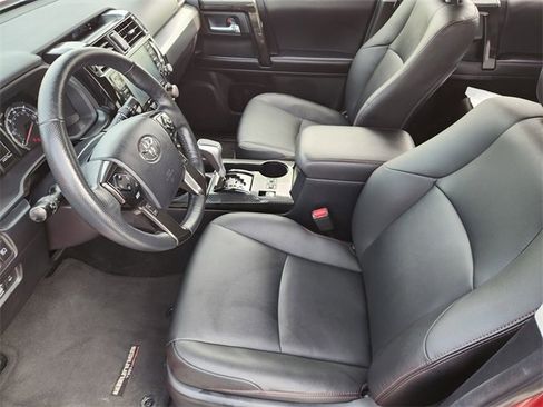 Certified 2024 Toyota 4Runner TRD Off-Road Premium image 9