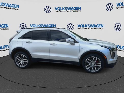 Used 2021 Cadillac XT4 Sport w/ Driver Awareness Package FWD image 9