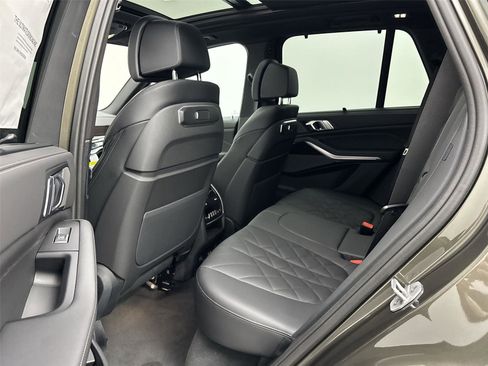 New 2026 BMW X5 xDrive40i w/ Climate Comfort Package image 29