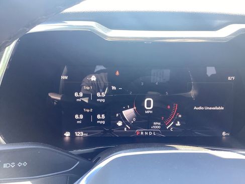 New 2026 GMC Canyon Elevation w/ Convenience Package RWD image 28