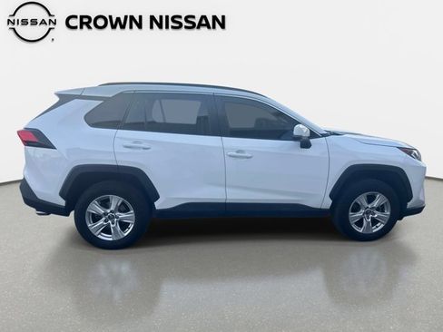 Used 2020 Toyota RAV4 XLE image 9