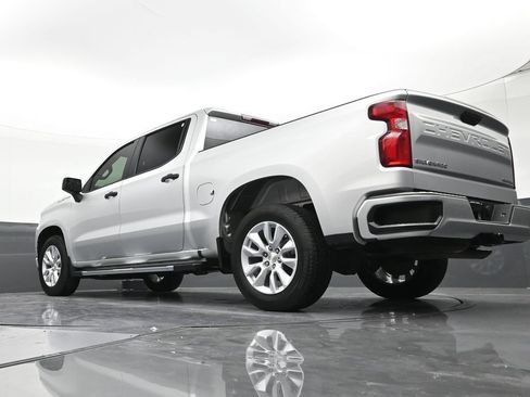 Used 2022 Chevrolet Silverado 1500 Custom RWD image 22