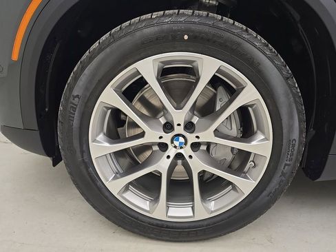 New 2026 BMW X5 xDrive50e w/ Premium Package image 11
