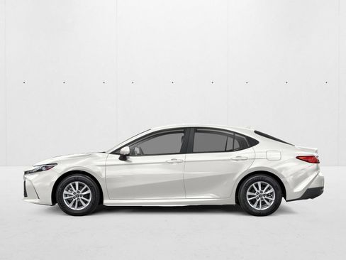Used 2026 Toyota Camry LE w/ Convenience Package FWD image 3