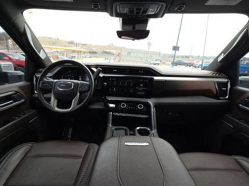 Used 2025 GMC Sierra 2500 Denali w/ Denali Reserve Package image 32