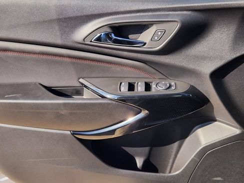New 2026 Chevrolet Trax RS w/ Driver Confidence Package FWD image 17