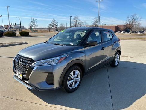 Used 2024 Nissan Kicks S image 14