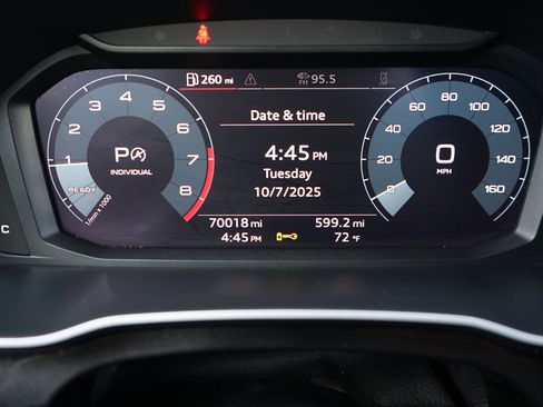 Used 2020 Audi Q3 2.0T Premium image 13