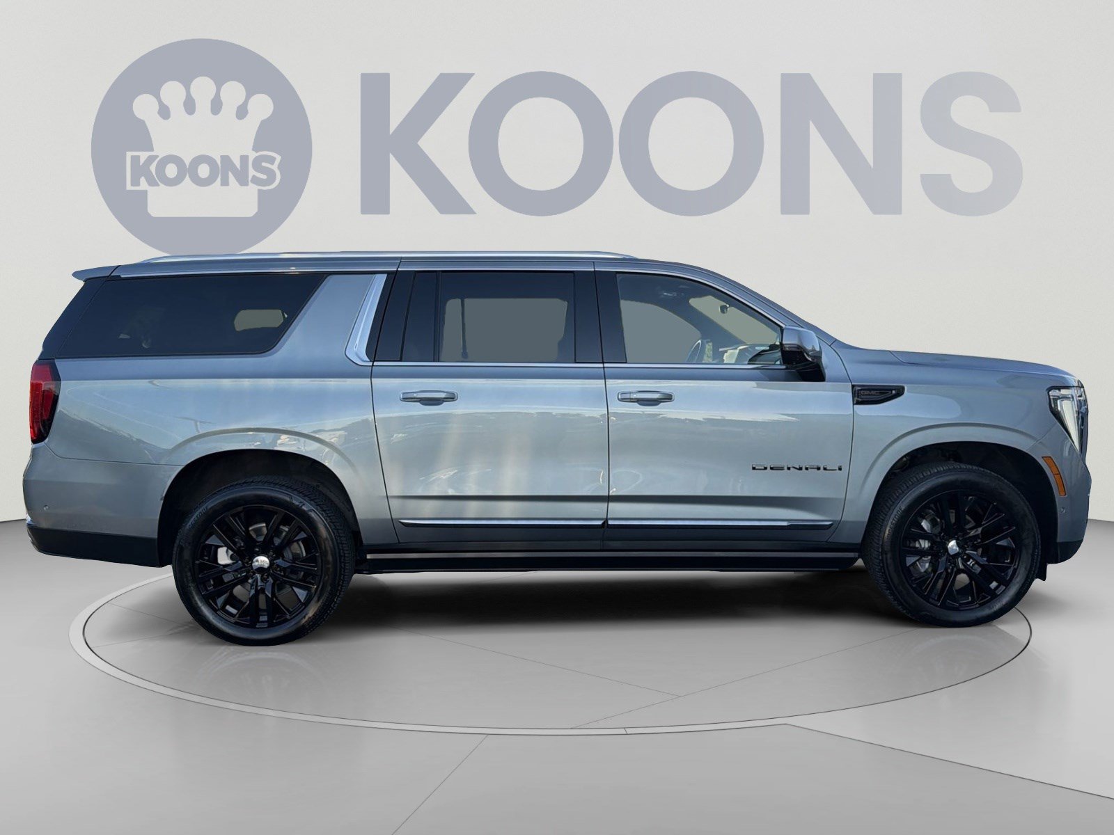 Used 2026 GMC Yukon XL Denali Ultimate AWD/4WD image 8
