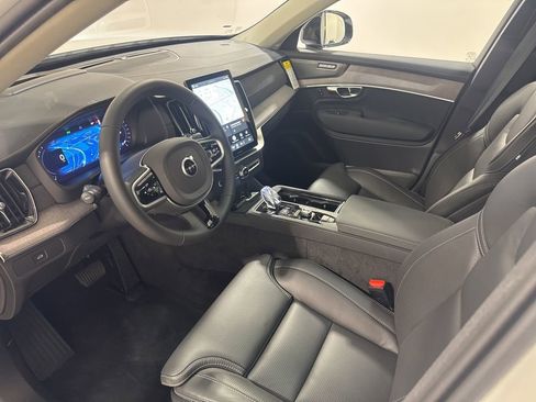 New 2026 Volvo XC90 B6 Ultra w/ Protection Package AWD/4WD image 18