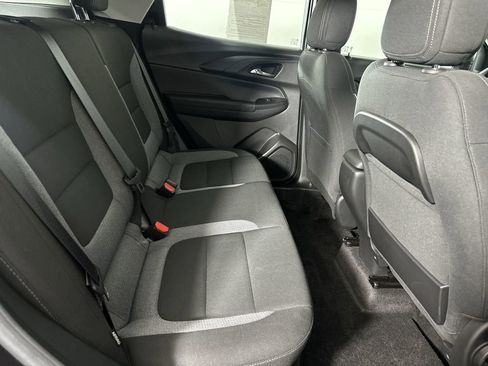 Used 2023 Chevrolet TrailBlazer LS FWD image 26