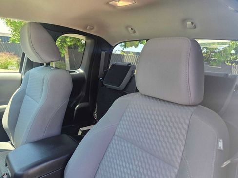 Used 2023 Toyota Tacoma SR AWD/4WD image 19