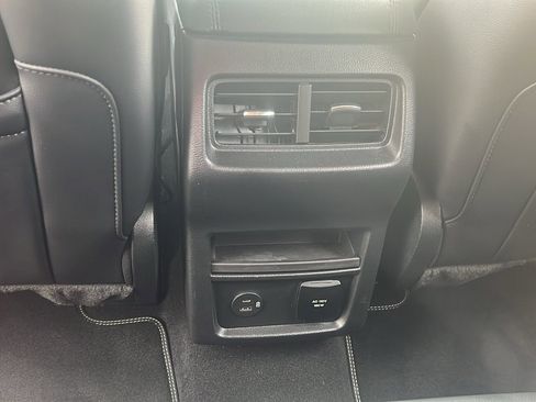 Used 2022 Ford Edge SEL w/ Convenience Package image 31