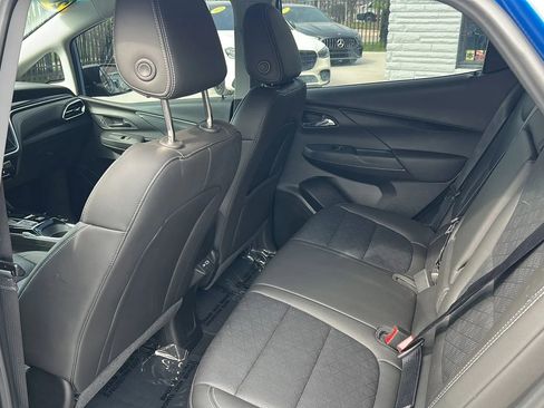 Used 2023 Chevrolet Bolt LT w/ Infotainment Package image 12