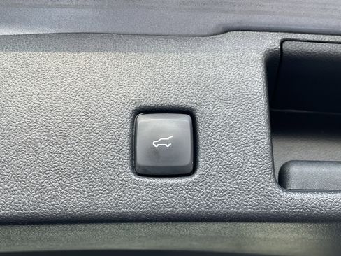 Used 2023 Ford Escape ST-Line Select w/ Tech Pack #2 image 7