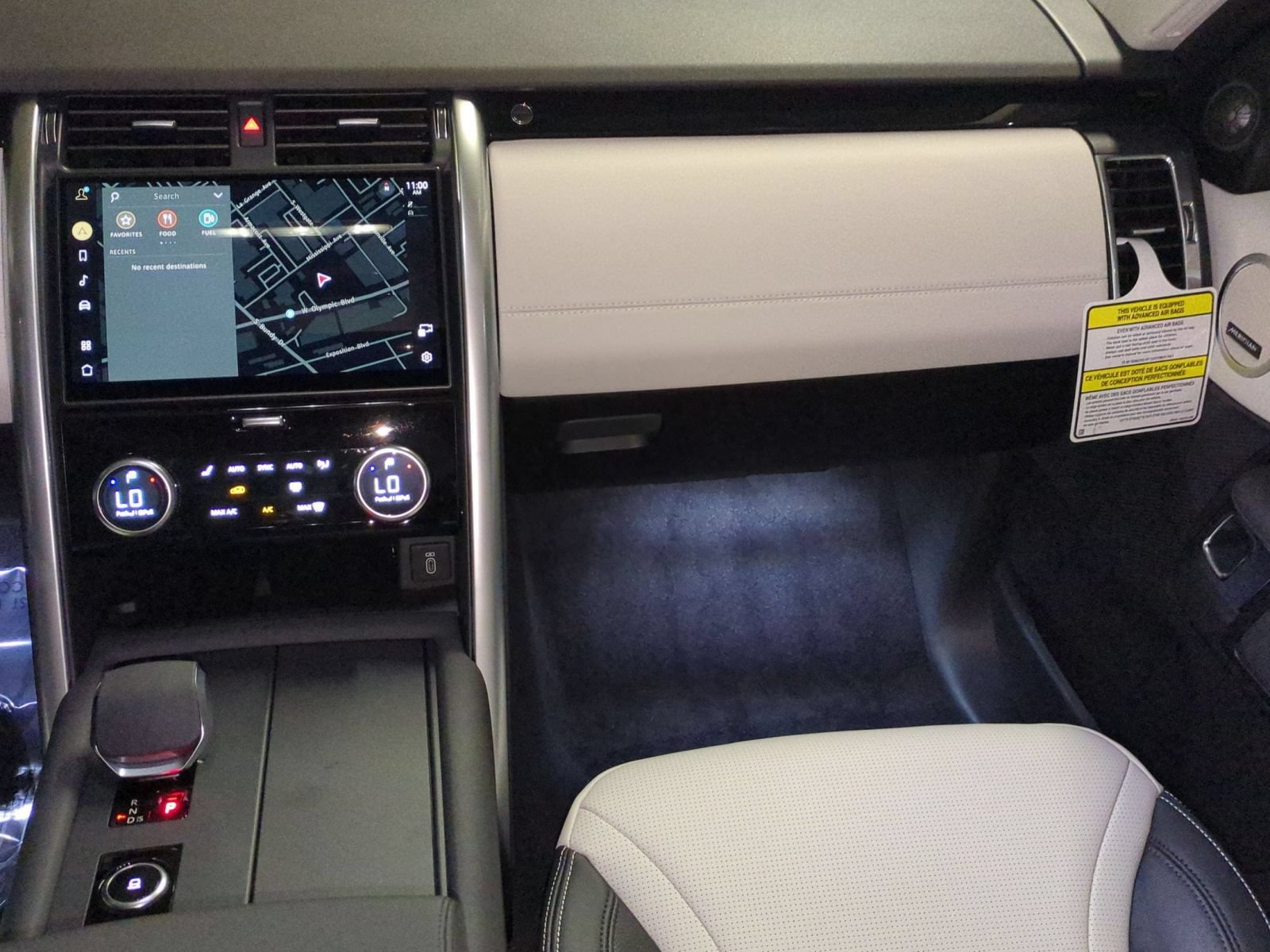 New 2026 Land Rover Discovery S AWD/4WD image 28