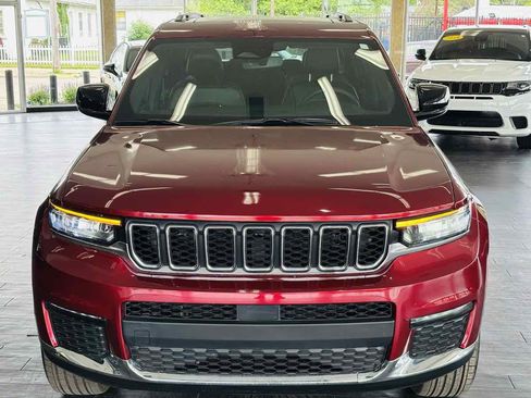 Used 2024 Jeep Grand Cherokee L Altitude AWD/4WD image 19