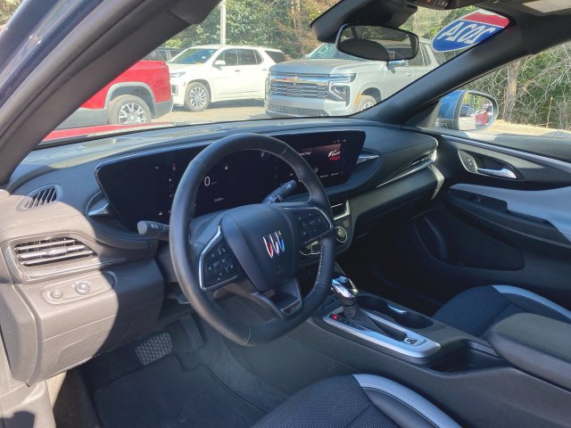 Used 2024 Buick Envista Preferred w/ Convenience I Package FWD image 10