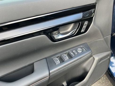 Certified 2026 Honda CR-V Sport Touring image 30