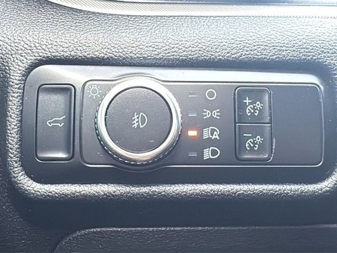 Certified 2023 Ford Explorer XLT w/ Equipment Group 202A image 17