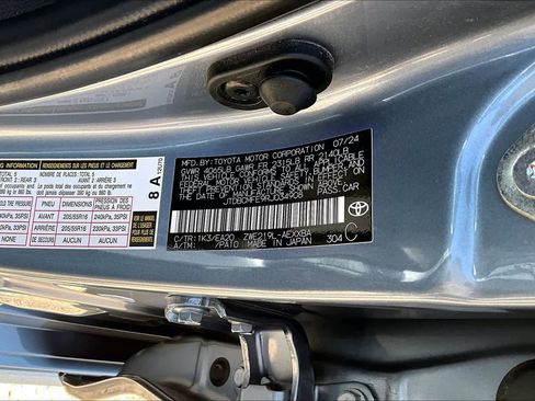 Used 2024 Toyota Corolla XLE FWD image 37