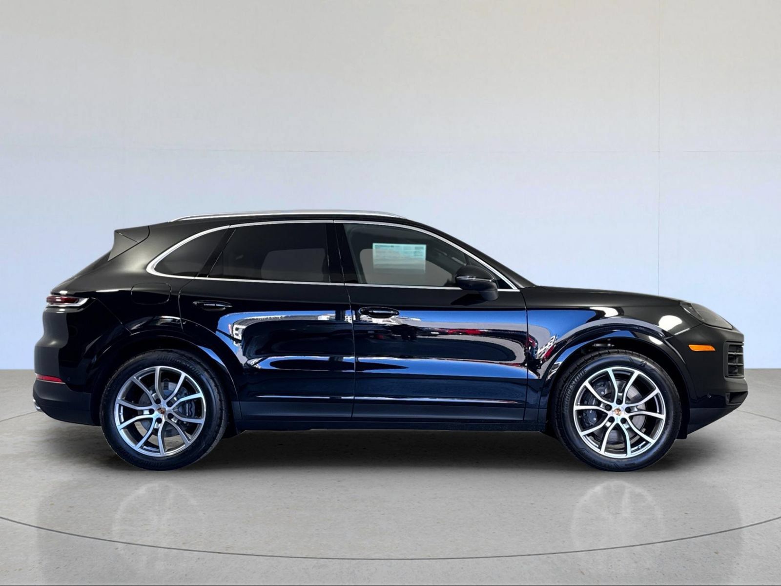 Certified 2026 Porsche Cayenne AWD/4WD image 9