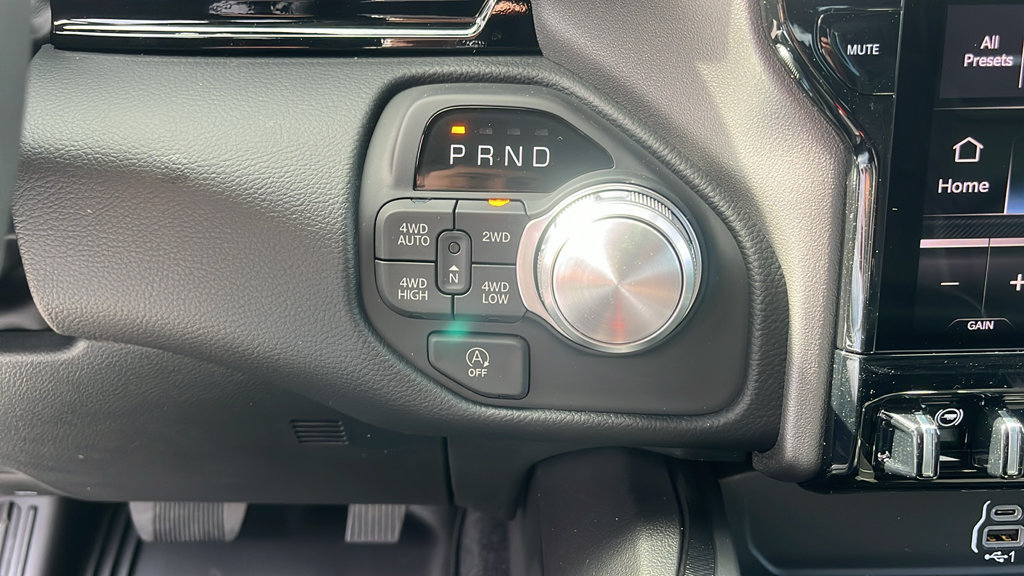 New 2026 RAM 1500 Laramie w/ Advanced Safety Group II AWD/4WD image 18