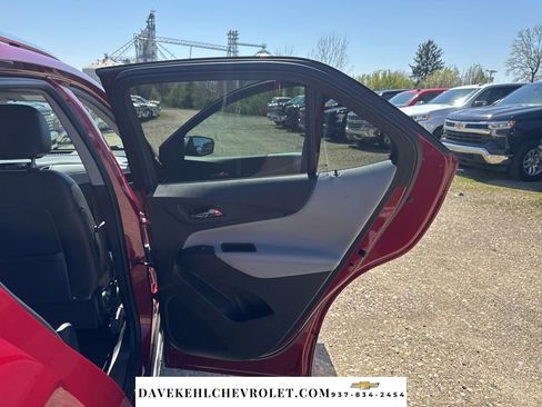 Used 2018 Chevrolet Equinox Premier image 24