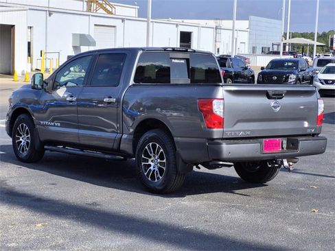 Certified 2020 Nissan Titan SV w/ SV Convenience Package image 4