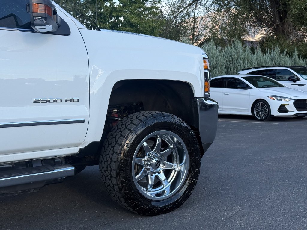 Used 2019 Chevrolet Silverado 2500 LTZ w/ Z71 Package, Off-Road AWD/4WD image 7