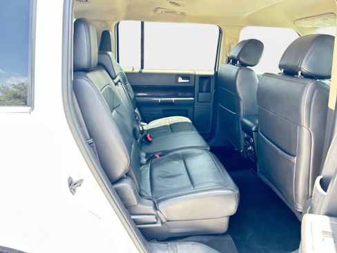 Used 2019 Ford Flex Limited FWD image 13