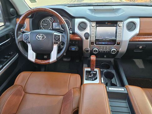 Used 2014 Toyota Tundra Platinum image 16