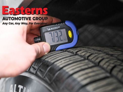 Used 2023 Subaru Solterra AWD image 27