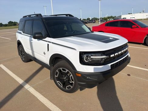 Used 2024 Ford Bronco Sport Outer Banks AWD/4WD image 3
