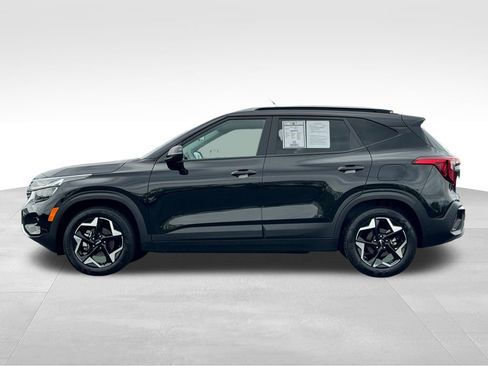 Used 2025 Kia Seltos S FWD image 4
