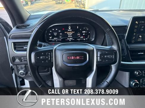 Used 2024 GMC Yukon SLT AWD/4WD image 26