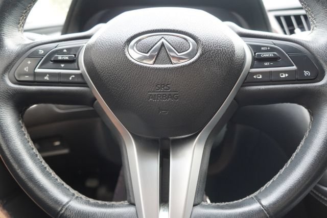 Used 2019 INFINITI Q50 Luxe w/ Essential Package (3.0T Luxe) AWD/4WD image 32