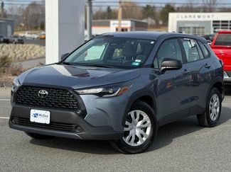 Used 2025 Toyota Corolla Cross L video 1