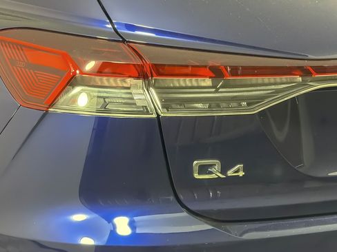Used 2023 Audi Q4 e-tron Premium Plus w/ Premium Plus RWD image 26
