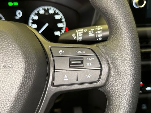 New 2026 Honda HR-V LX image 29