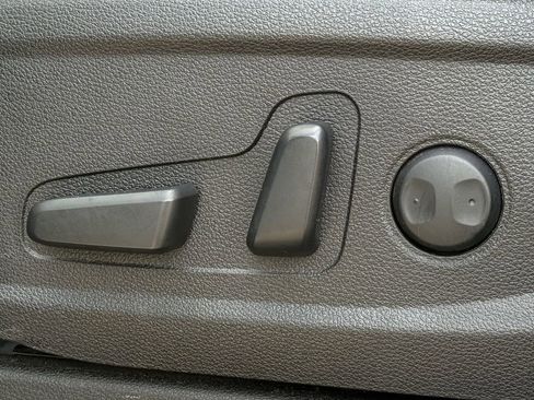 Used 2025 Kia Telluride S image 23