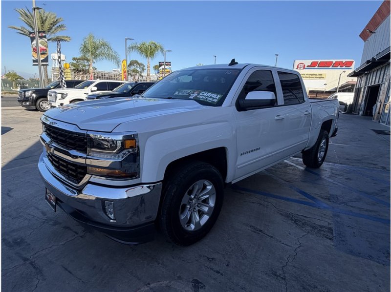 Used 2017 Chevrolet Silverado 1500 LT w/ All Star Edition RWD image 3