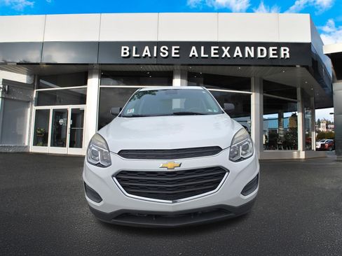 Used 2016 Chevrolet Equinox LS AWD/4WD image 9