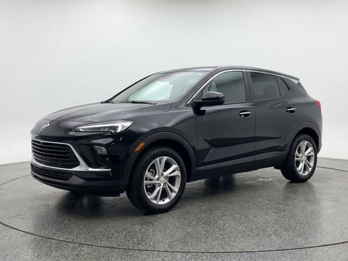 Used 2025 Buick Encore GX Preferred AWD/4WD image 3