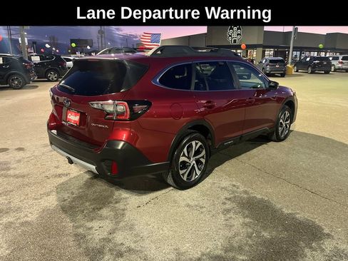 Used 2021 Subaru Outback Limited image 6