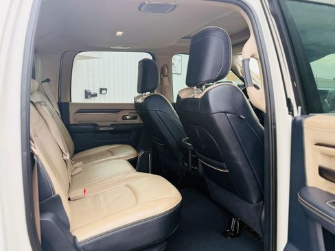 Used 2022 RAM 3500 Limited image 12