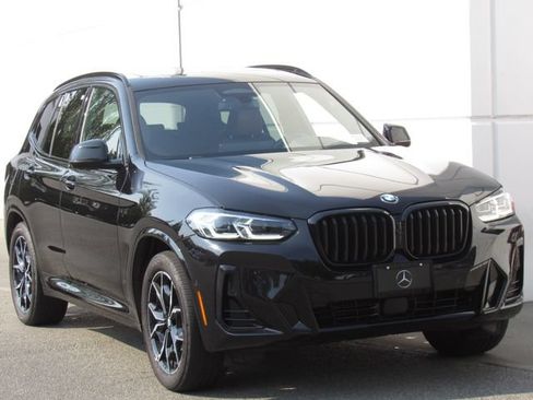 Used 2024 BMW X3 xDrive30i AWD/4WD image 2