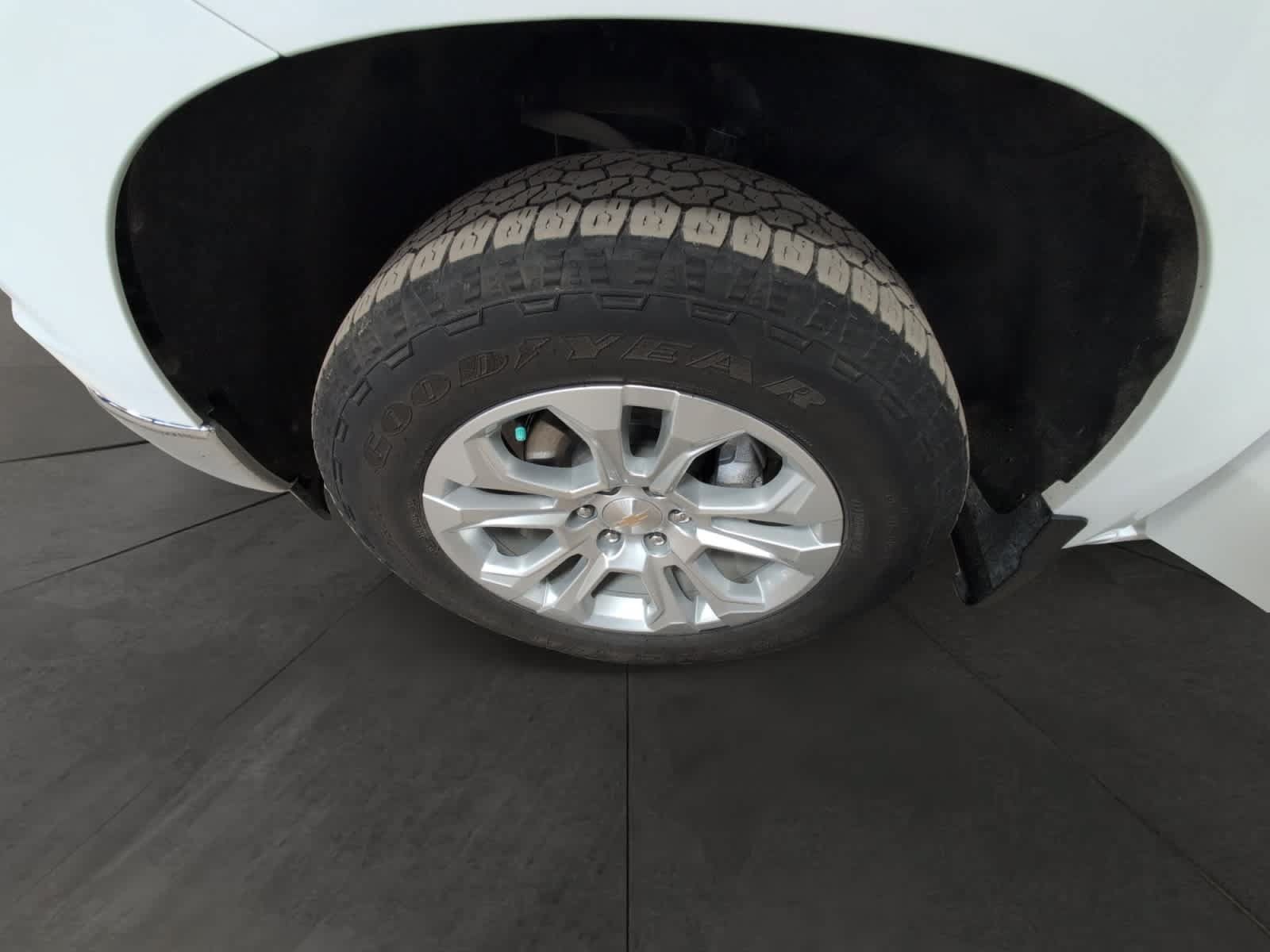 Used 2024 Chevrolet Silverado 1500 LTZ AWD/4WD image 14