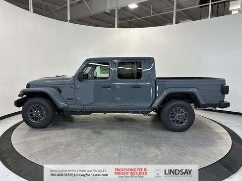 New 2026 Jeep Gladiator Sport image 5