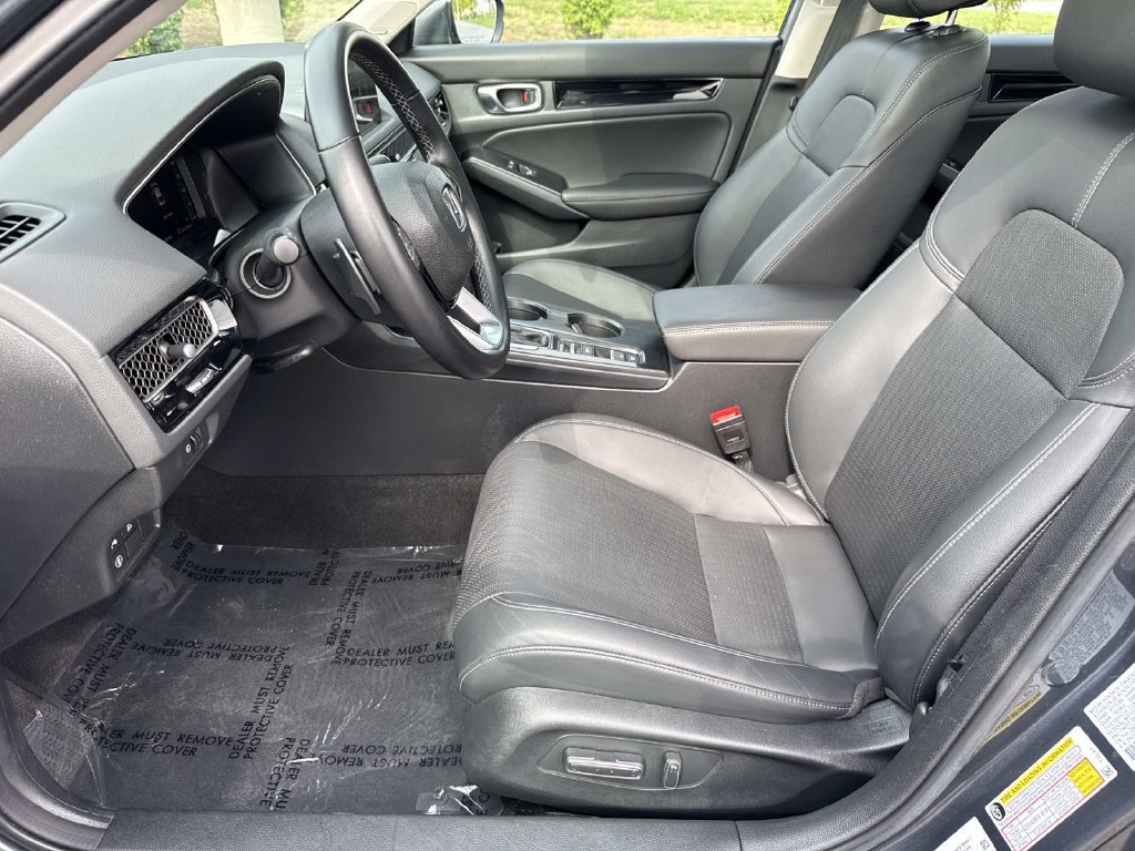 Used 2023 Honda Civic Touring image 25